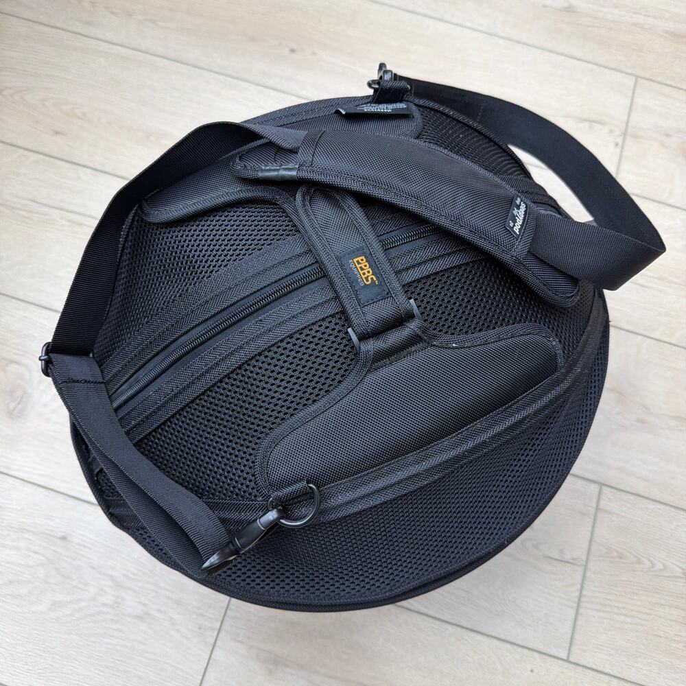 Sleepypod Mobile Pet Bed Round Pet Carrier with Shoulder Strap Black - Picture 2 of 12